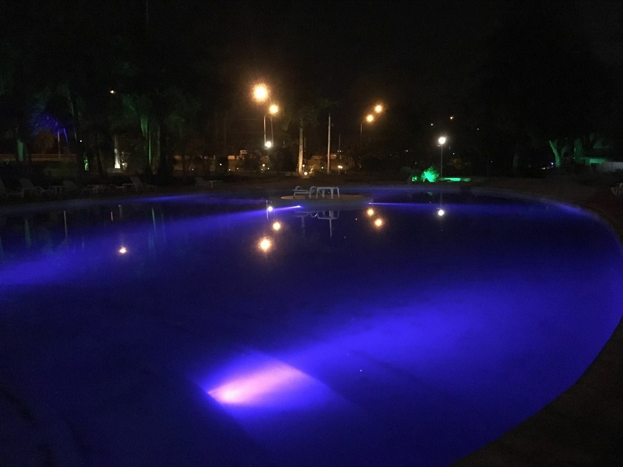 Tangoinn Club Iguazu Party Luxury Hostel 伊瓜苏港 外观 照片