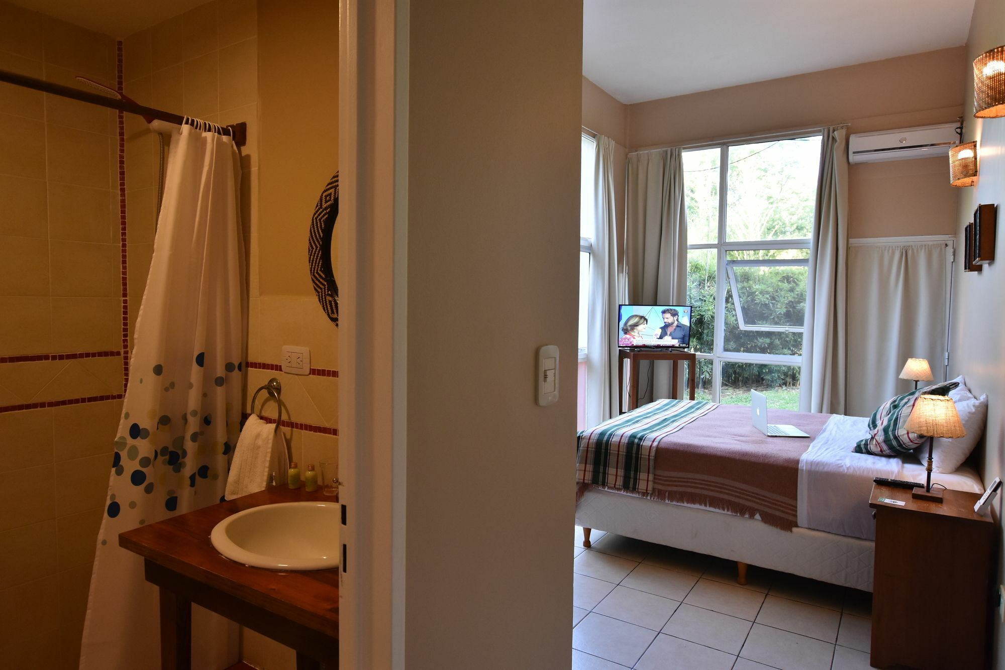 Tangoinn Club Iguazu Party Luxury Hostel 伊瓜苏港 外观 照片