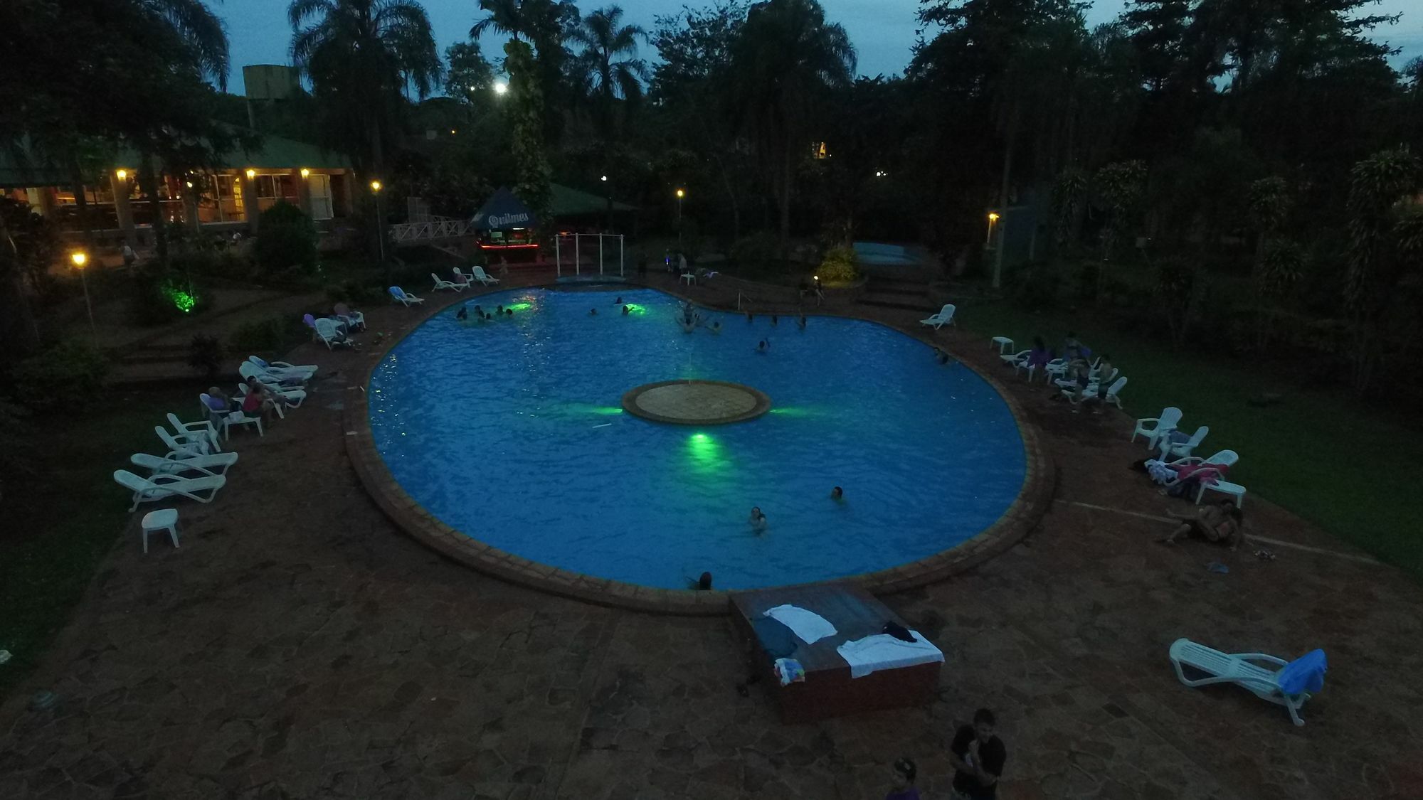 Tangoinn Club Iguazu Party Luxury Hostel 伊瓜苏港 外观 照片